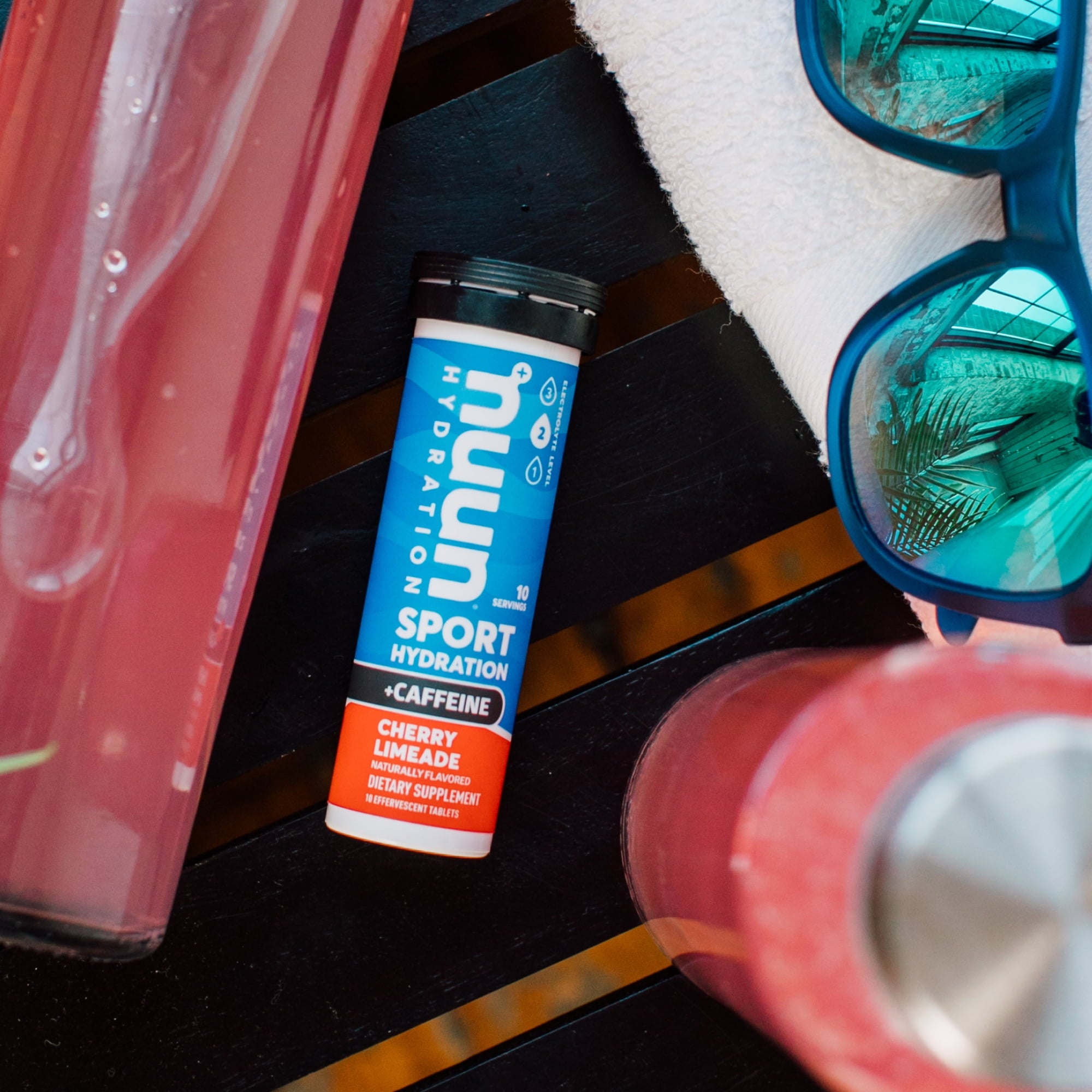 Nuun Sport + Caféine électrolytes pour une hydratation proactive, Cherry Limeade, tube de 10